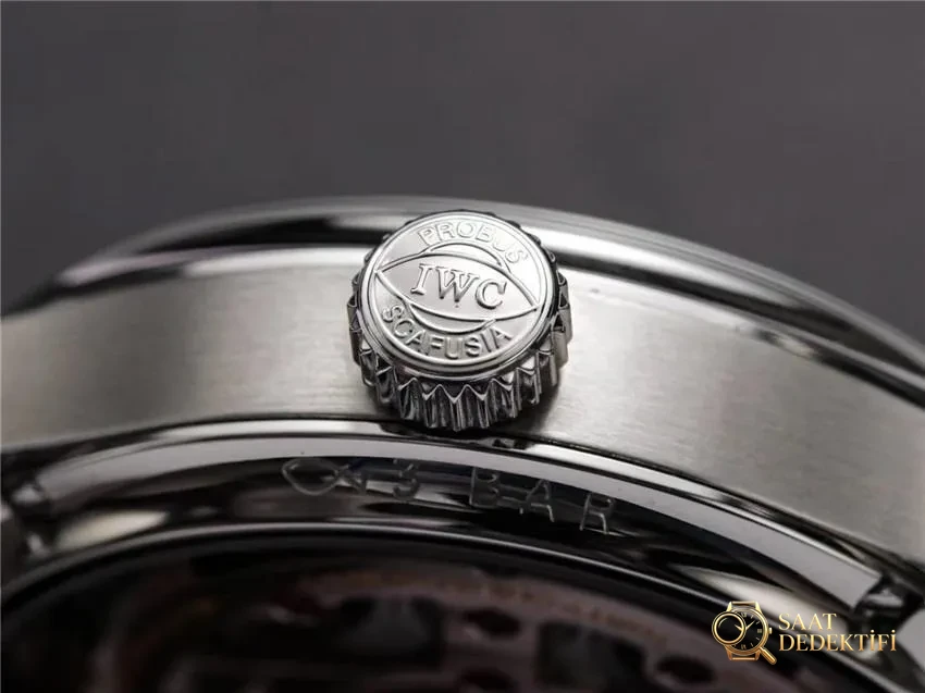 V9 IWC Portugieser Gerçek Perpetual Calendar Yeni Model İncelemesi - Yan Profil ve Kordon Bağlantısı