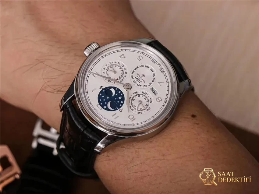 V9 IWC Portugieser Gerçek Perpetual Calendar Yeni Model İncelemesi - Toka İçi Mikro Ayar Mekanizması