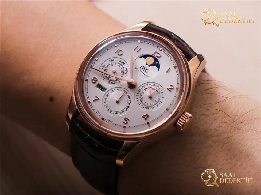 V9 IWC Portugieser Gerçek Perpetual Calendar Yeni Model İncelemesi - Kadran İbreleri ve Saniye Akışı