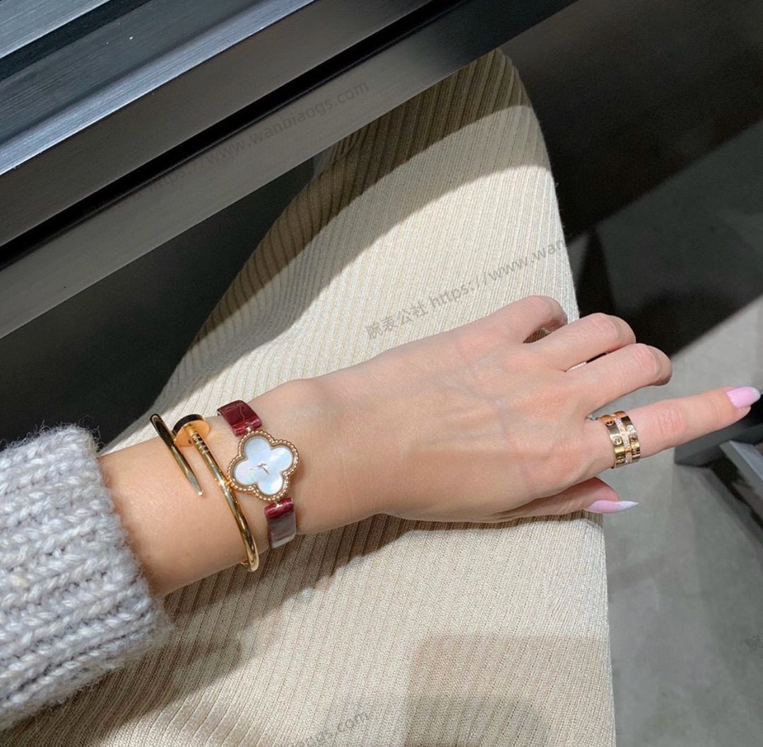 Van Cleef & Arpels dört yapraklı yonca ALHAMBRA serisi Sweet Alhambra saat incelemesi — 2. fotoğraf