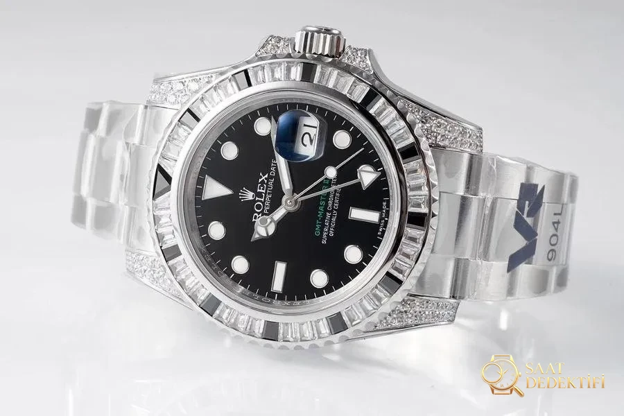 VR Factory Rolex GMT-Master II serisi 116759 SANR-74769 Bril saat incelemesi - Arka Kapak ve Mekanizma Detayı