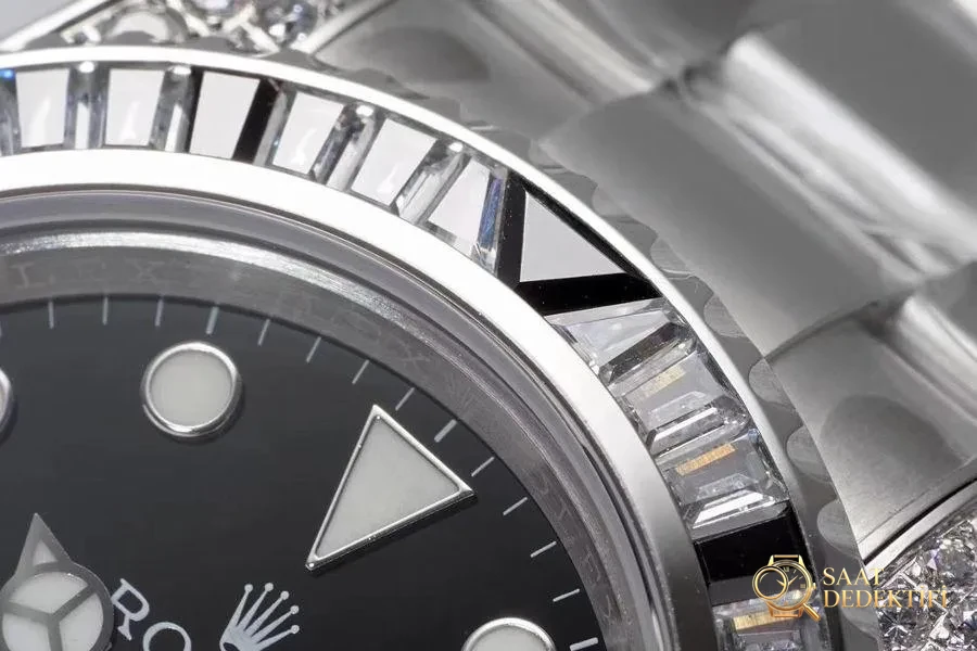 VR Factory Rolex GMT-Master II serisi 116759 SANR-74769 Bril saat incelemesi - Mekanizma Zemberek ve Balans Detayı