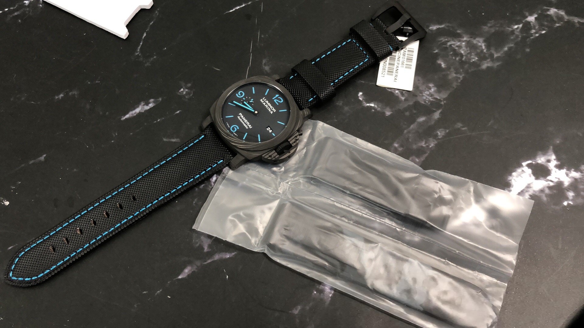 VS 2020 Yeni Ürün Luminor Panerai pam01661 Karbon Fiber Saat 44 mm İncelemesi — 6. fotoğraf