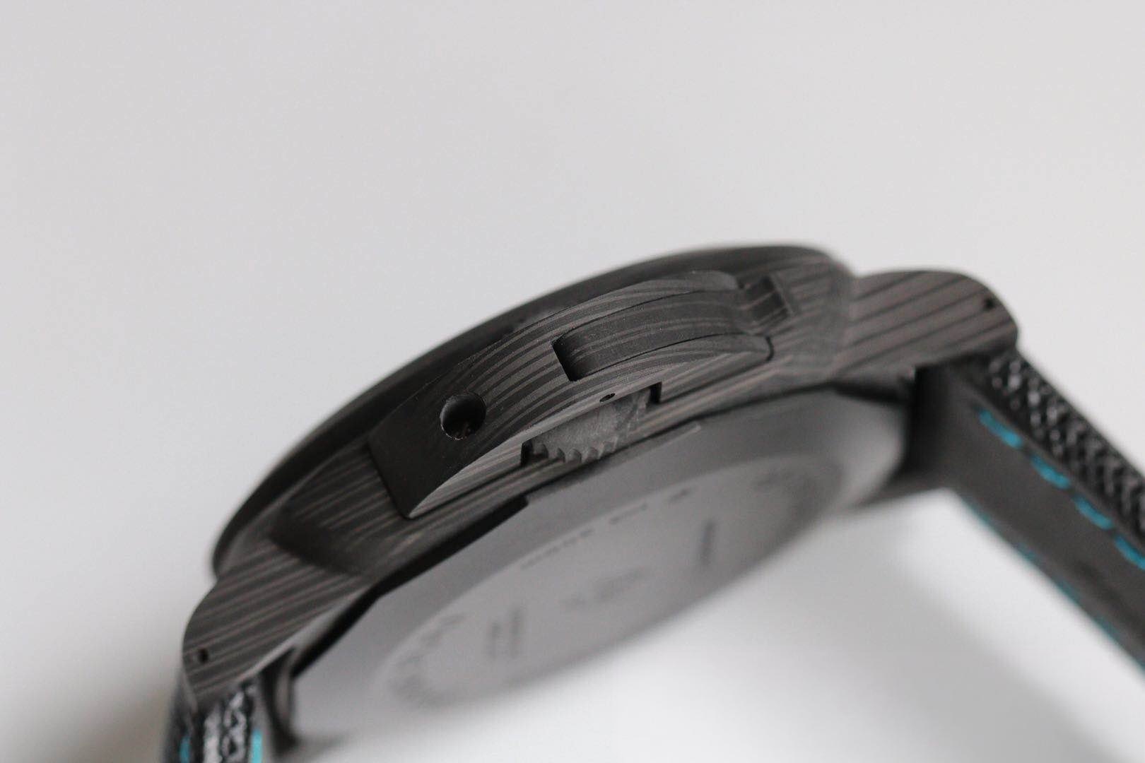 VS 2020 Yeni Ürün Luminor Panerai pam01661 Karbon Fiber Saat 44 mm İncelemesi — 8. fotoğraf