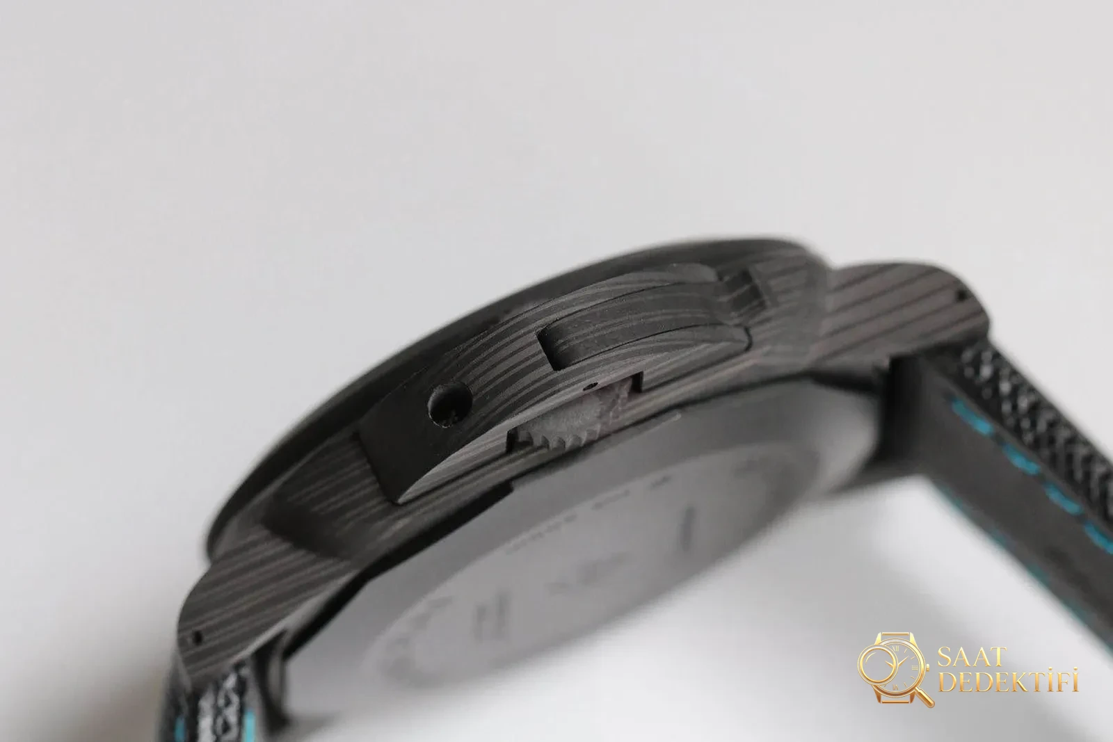VS 2020 Yeni Ürün Luminor Panerai pam01661 Karbon Fiber Saat 44 mm İncelemesi - Bilekte Duruş ve Kasa Orantısı