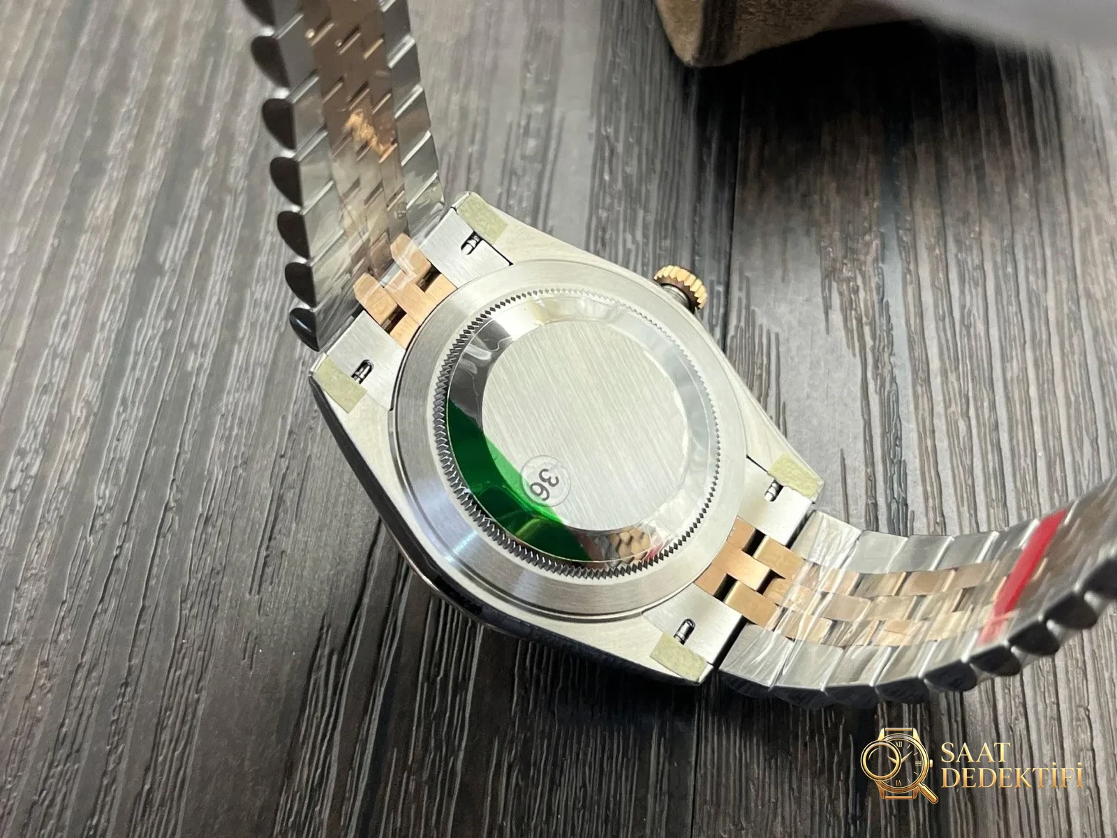 Reloj de pulsera VS Factory Rolex Datejust de 41 mm: posición de la muñeca y proporción de la caja
