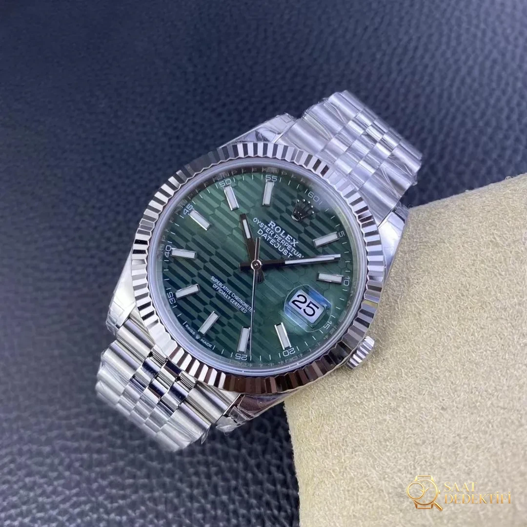 Replika Rolex Datejust II 41mm Yeşil Pattern Kadran