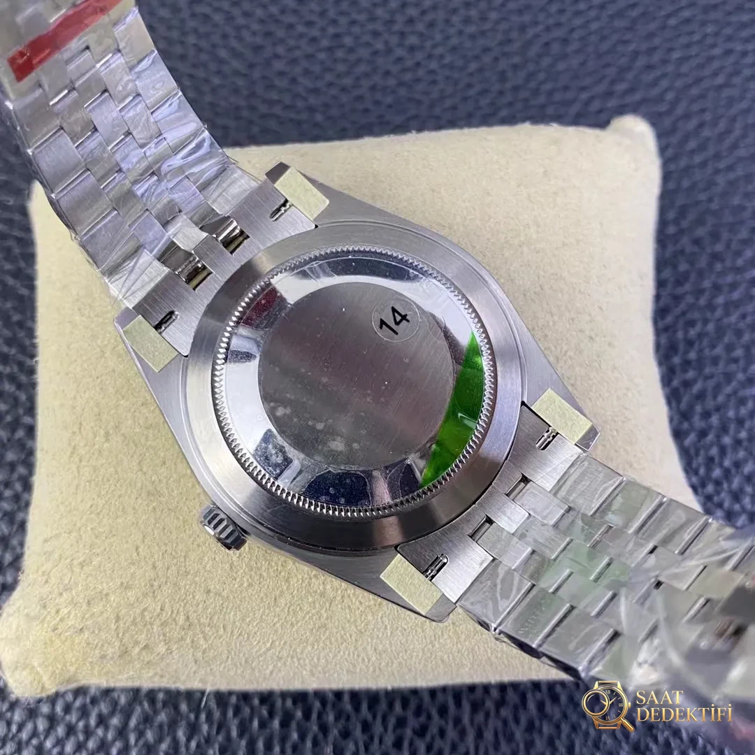 Rolex Datejust II Jubilee Yeşil Kasa Arkası