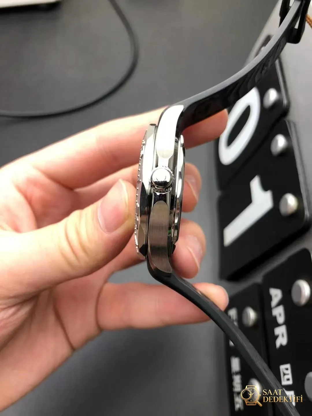 Omega Seamaster Neiman Marcus Kurma Kolu