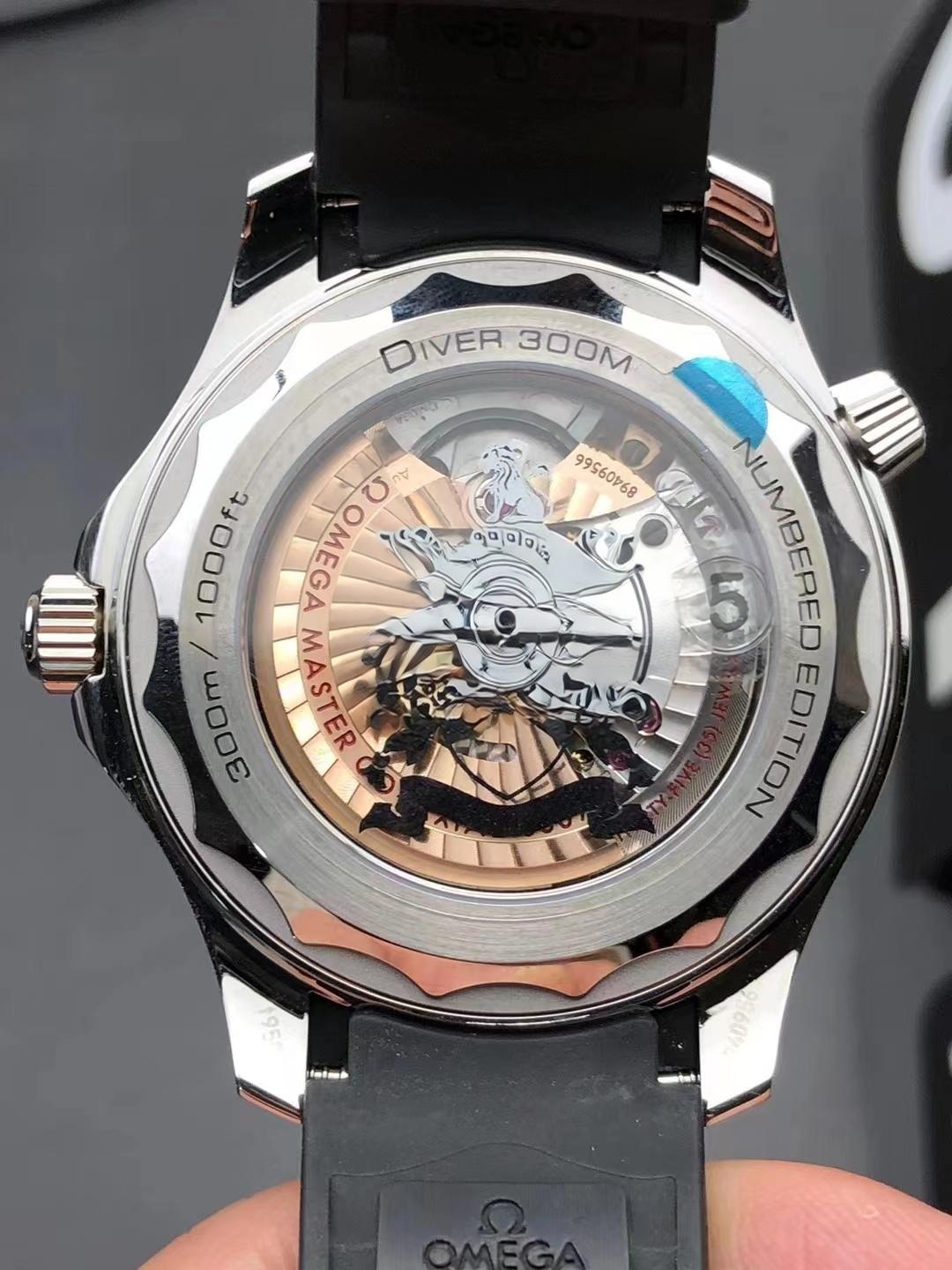 Omega Seamaster Neiman Marcus Mekanizma