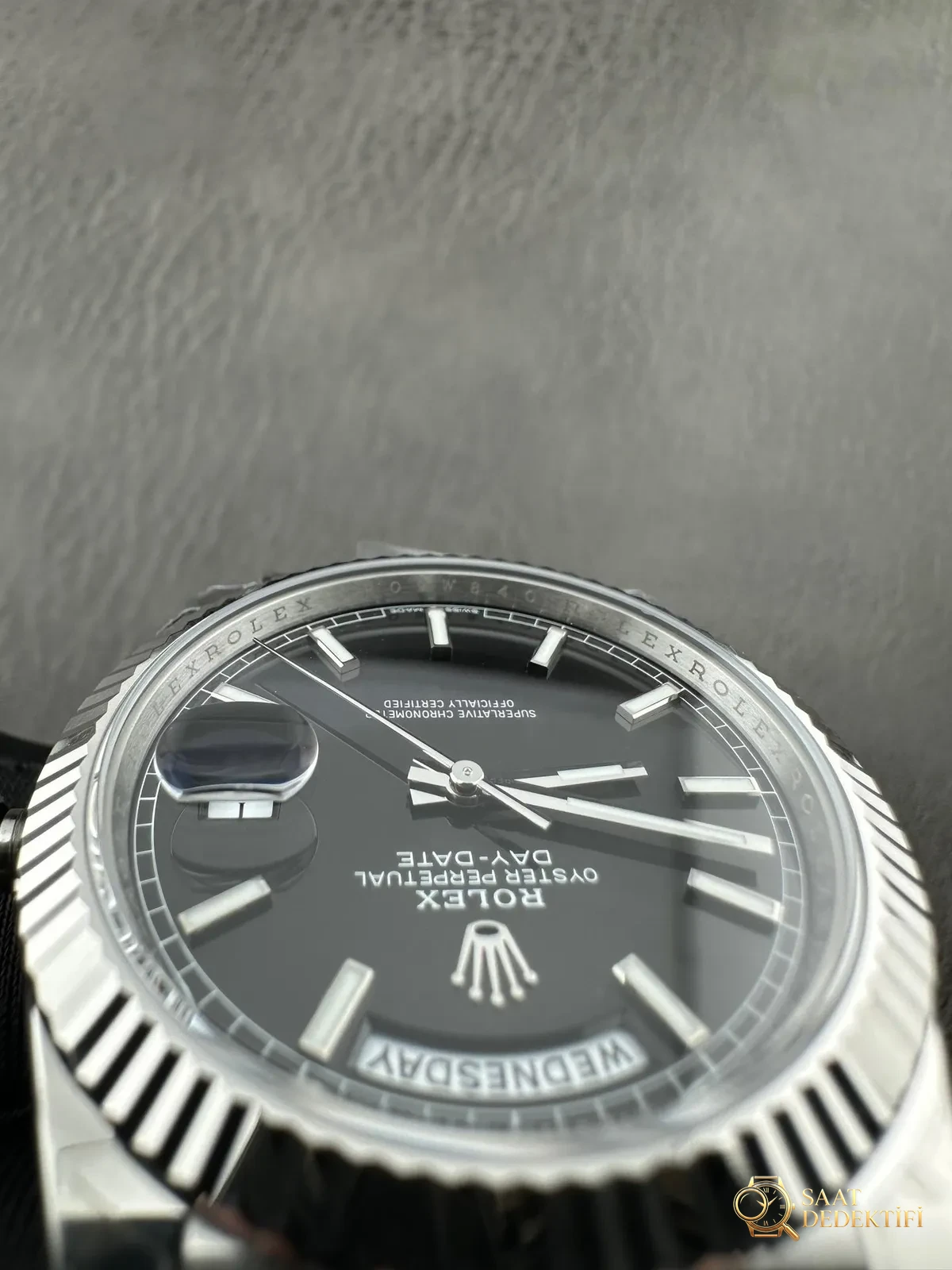 VS Factory 2025 amiral gemisi çalışması | Rolex Day-Date replika zirve sürümü, sınıfının üstünde sert bir güç - Bilekte Duruş ve Kasa Orantısı