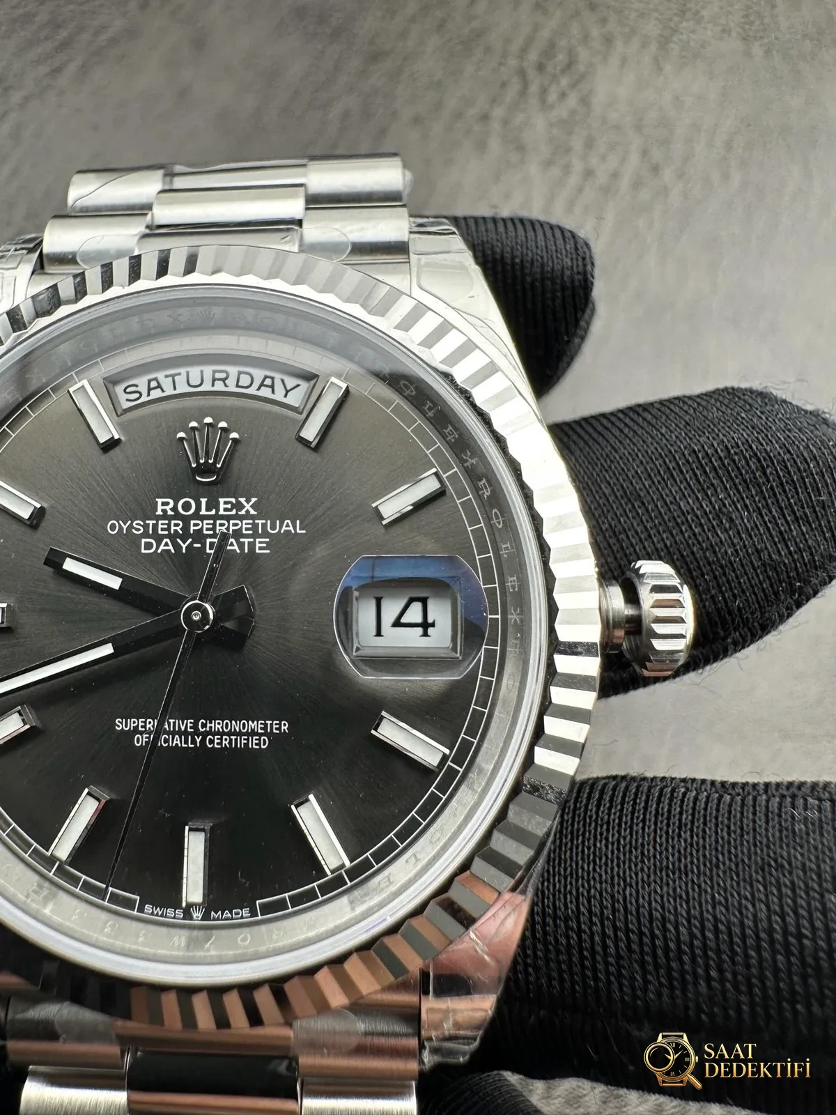 VS Factory 2025 amiral gemisi çalışması | Rolex Day-Date replika zirve sürümü, sınıfının üstünde sert bir güç - Kadran Güneş Işını (Sunburst) Efekti