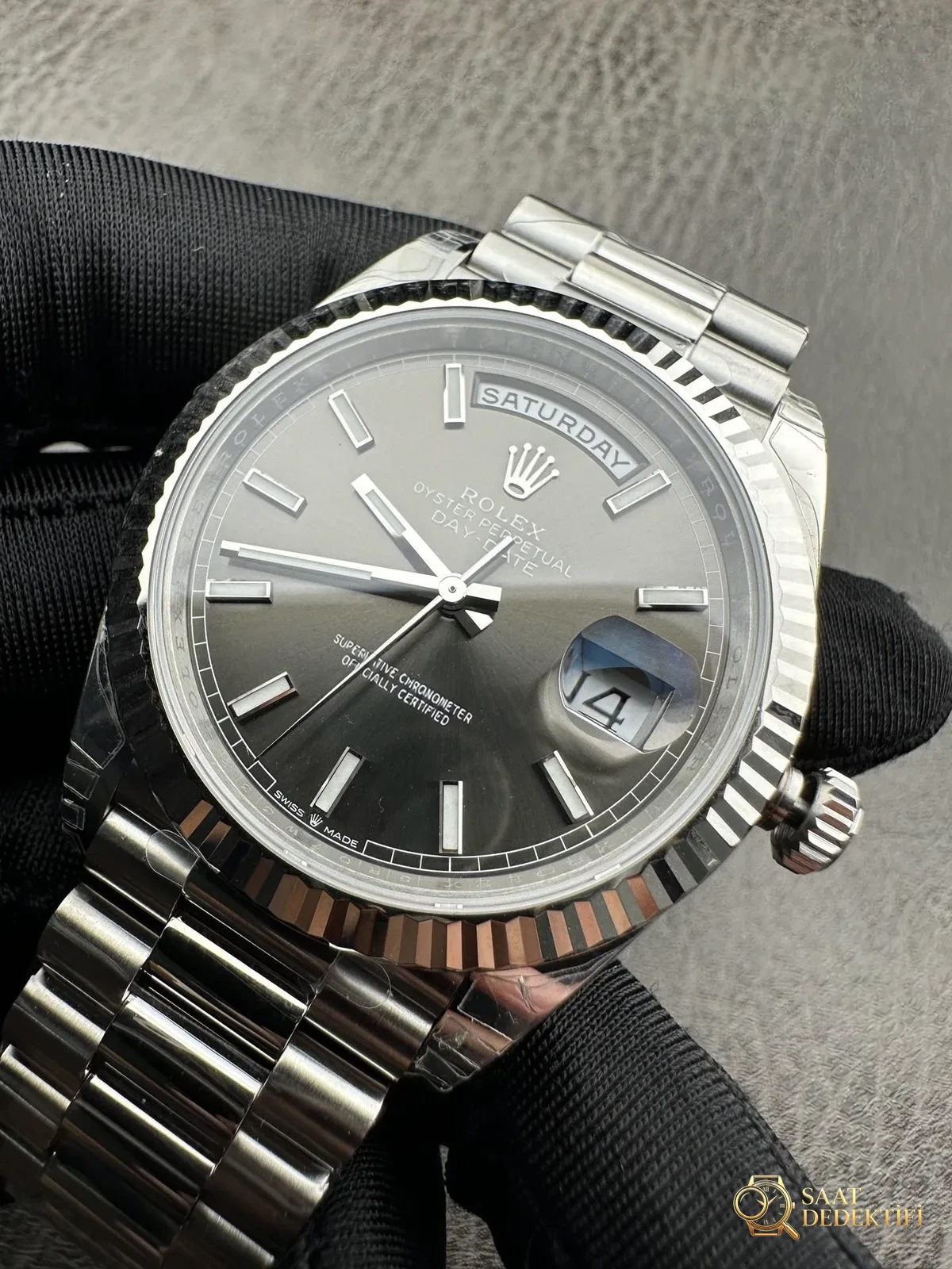 VS Factory 2025 amiral gemisi çalışması | Rolex Day-Date replika zirve sürümü, sınıfının üstünde sert bir güç - Yan Profil Kalınlık ve Ergonomik Kavis