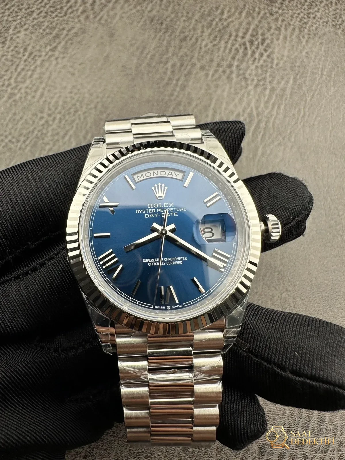 VS Factory 2025 amiral gemisi çalışması | Rolex Day-Date replika zirve sürümü, sınıfının üstünde sert bir güç - Ön Görünüm ve Kasa Tasarımı