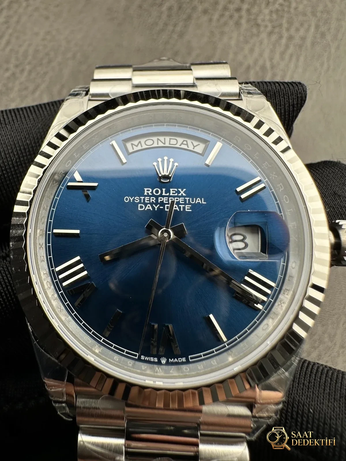 VS Factory 2025 amiral gemisi çalışması | Rolex Day-Date replika zirve sürümü, sınıfının üstünde sert bir güç - Kasa Profili ve Kurma Kolu İncelemesi