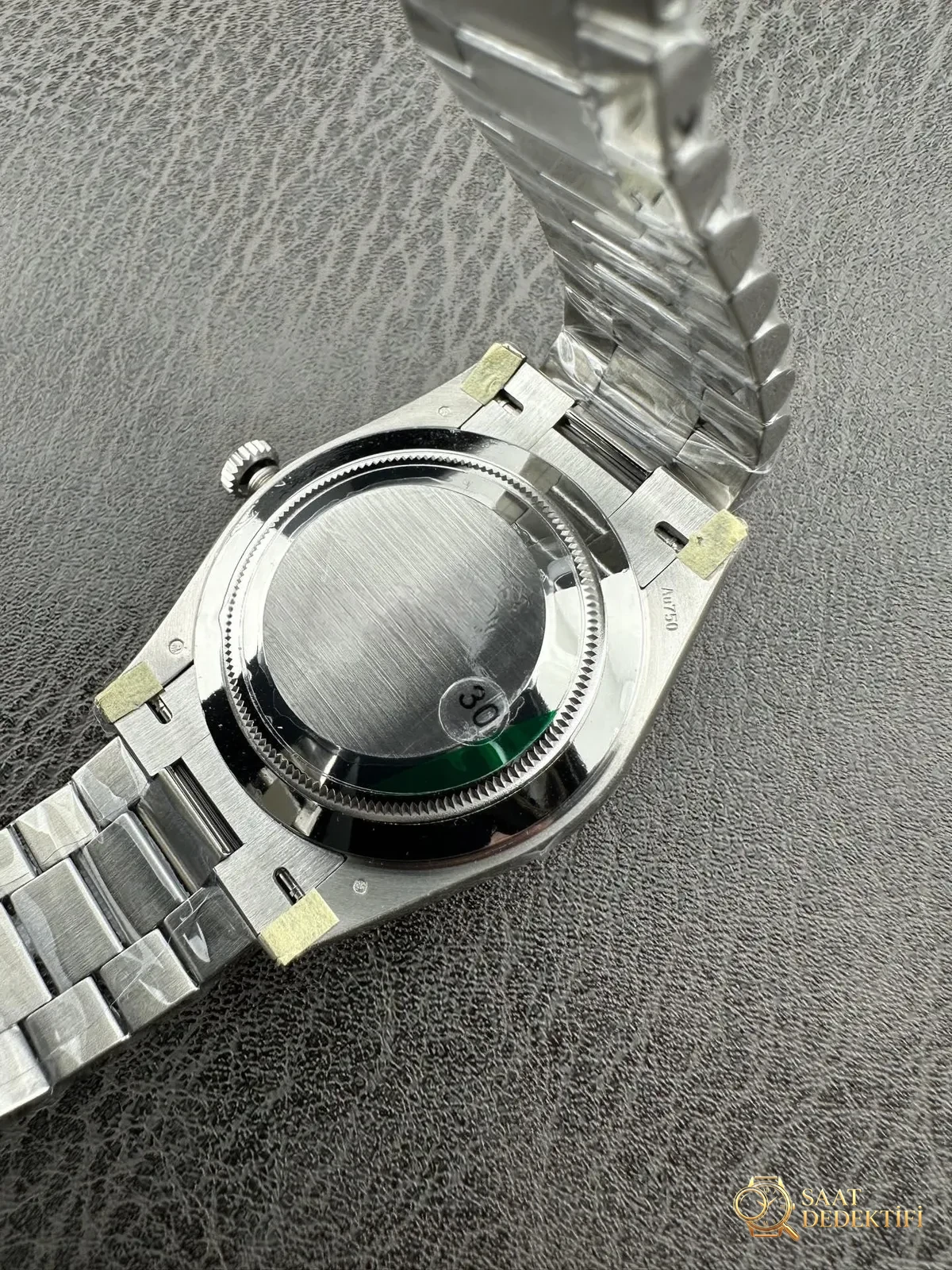 VS Factory 2025 amiral gemisi çalışması | Rolex Day-Date replika zirve sürümü, sınıfının üstünde sert bir güç - Fosfor ve Super-LumiNova Gece Görünümü