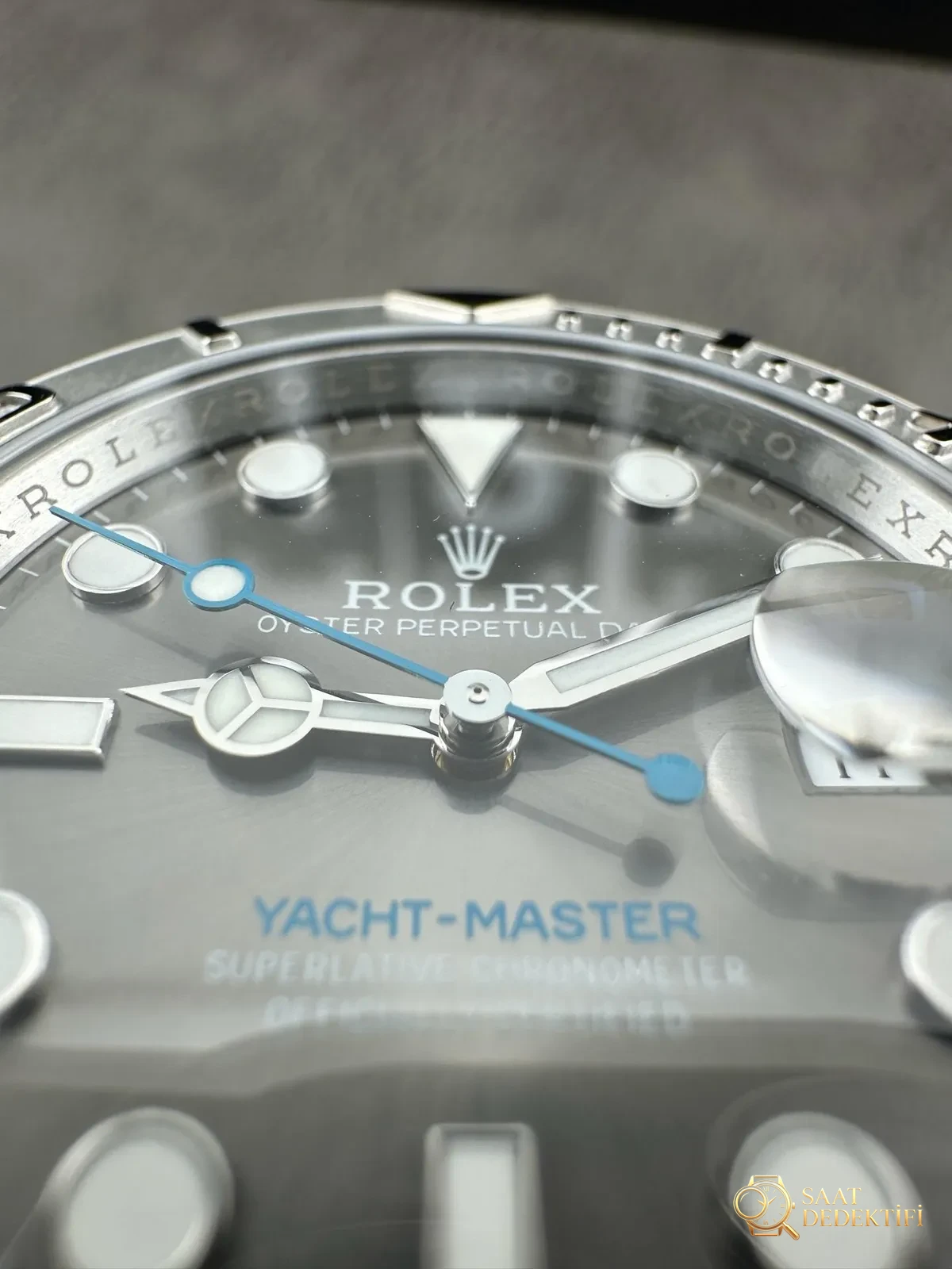 VS Factory 2025 efsane önerisi | Rolex Yacht-Master, piyasanın en üst donanımlı versiyonu geliyor! - Arka Kapak ve Mekanizma Detayı