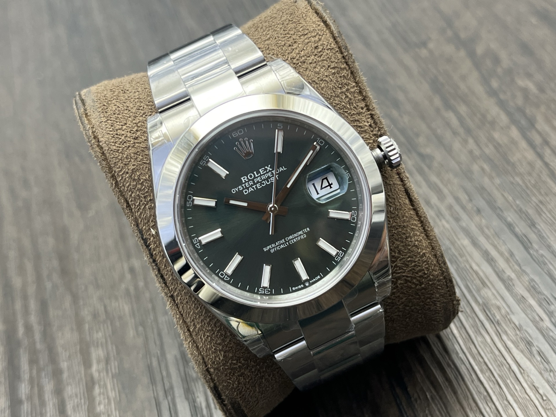 VS Factory 2025 kesin tavsiyesi! VS'nin titizlikle geliştirdiği profesyonel kol saati, piyasadaki en üst versiyon: Rolex Datejust 41 MM serisi! Klasiğe saygı duruşu sunan üstün bir model! — 2. fotoğraf