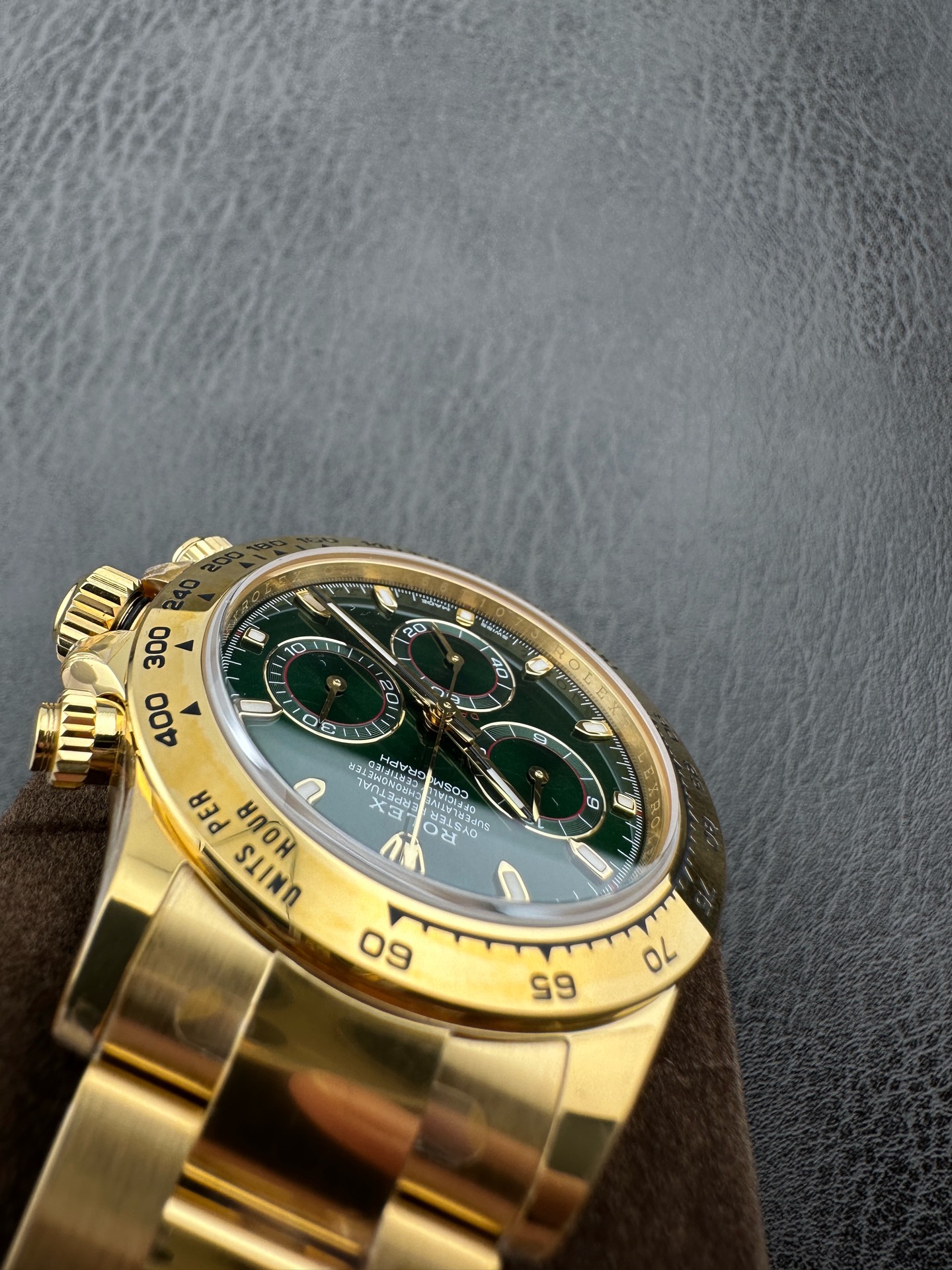 VS Factory 2025 kesinlikle öneriyoruz. VS'nin yeni ürünü Rolex Daytona 4130 kol saati; klasiğe saygı, farklı bir yaşam zevki! Bu kez piyasadaki en kararlı ve en üst seviye super clone Daytona modelini sunuyoruz! — 3. fotoğraf