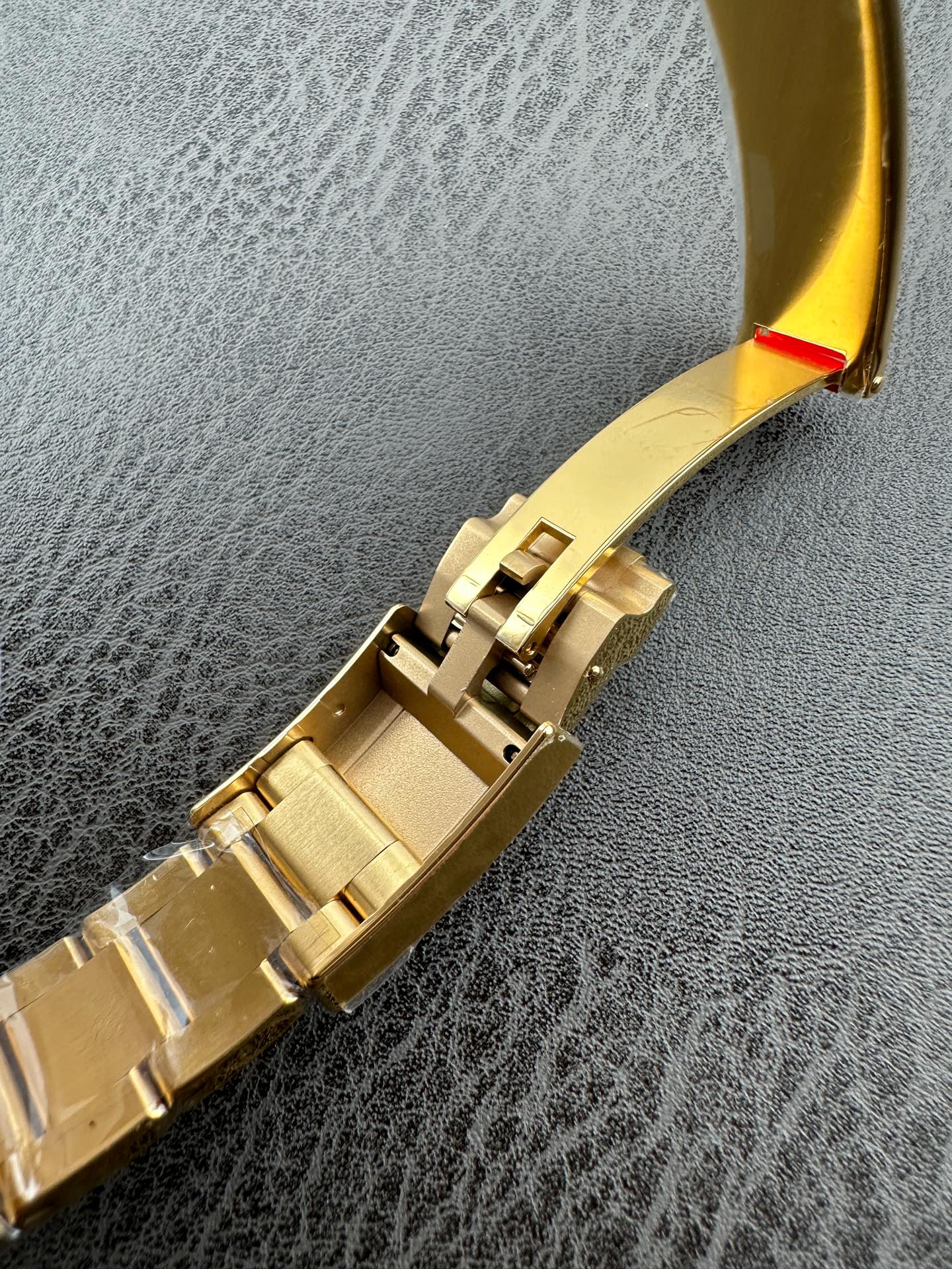 VS Factory 2025 kesinlikle öneriyoruz. VS'nin yeni ürünü Rolex Daytona 4130 kol saati; klasiğe saygı, farklı bir yaşam zevki! Bu kez piyasadaki en kararlı ve en üst seviye super clone Daytona modelini sunuyoruz! — 11. fotoğraf