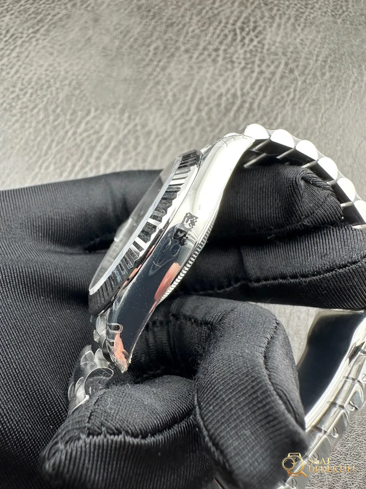VS Factory 2025 öne çıkan öneri: Ağırlık dengeli Rolex Day-Date, replika zirvesi bir üst seviyede! - Makro Kadran ve İndeks İşçiliği
