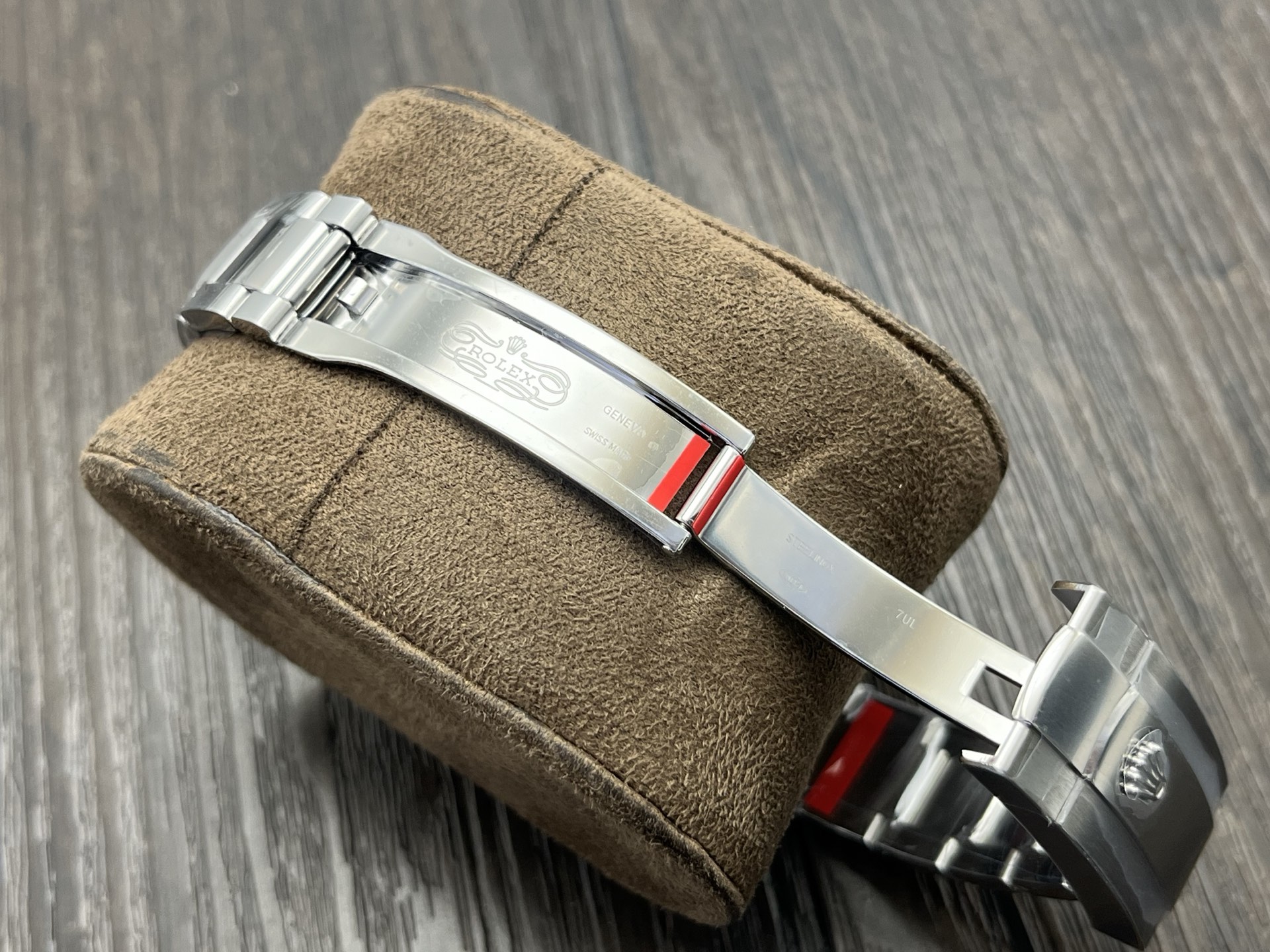 VS Factory 2025 önerisi: VS'in titizlikle geliştirdiği profesyonel kol saati. Piyasadaki en üst versiyon, Rolex Datejust 41 mm serisi! Klasiğe saygı duruşu niteliğinde üst düzey bir model. — 17. fotoğraf