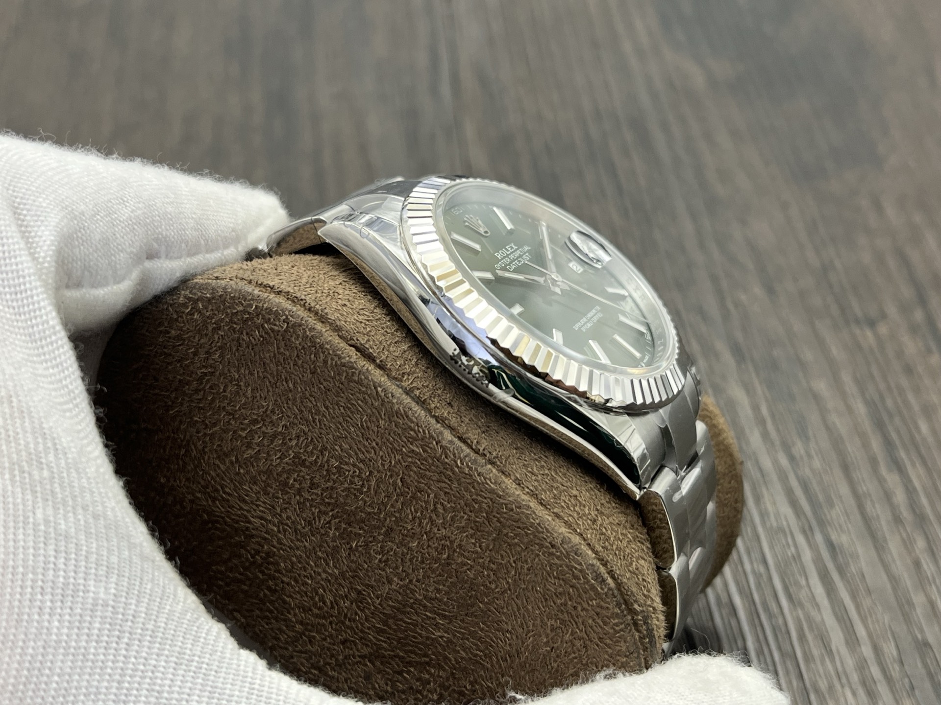 VS Factory 2025 önerisi: VS'in titizlikle geliştirdiği profesyonel kol saati. Piyasadaki en üst versiyon, Rolex Datejust 41 mm serisi! Klasiğe saygı duruşu niteliğinde üst düzey bir model. — 32. fotoğraf