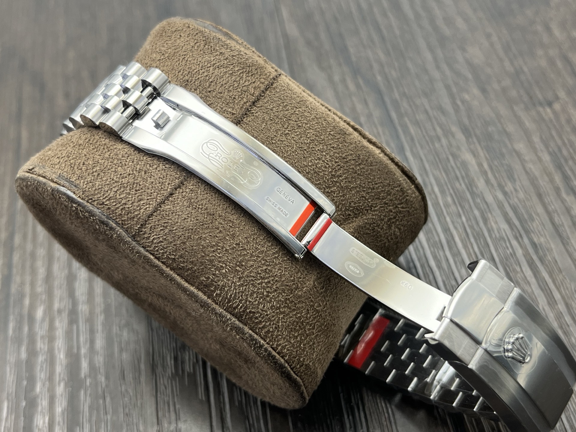 VS Factory 2025 önerisi: VS'in titizlikle geliştirdiği profesyonel kol saati. Piyasadaki en üst versiyon, Rolex Datejust 41 mm serisi! Klasiğe saygı duruşu niteliğinde üst düzey bir model. — 53. fotoğraf