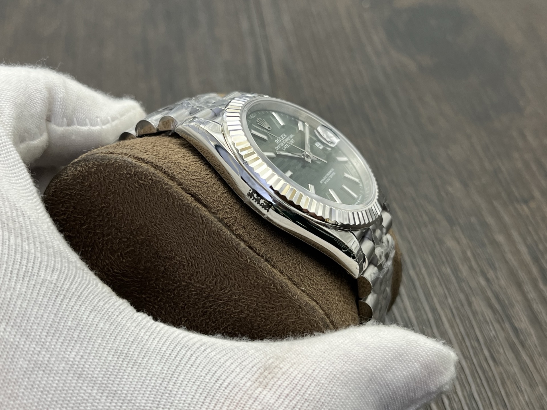 VS Factory 2025 önerisi: VS'in titizlikle geliştirdiği profesyonel kol saati. Piyasadaki en üst versiyon, Rolex Datejust 41 mm serisi! Klasiğe saygı duruşu niteliğinde üst düzey bir model. — 54. fotoğraf