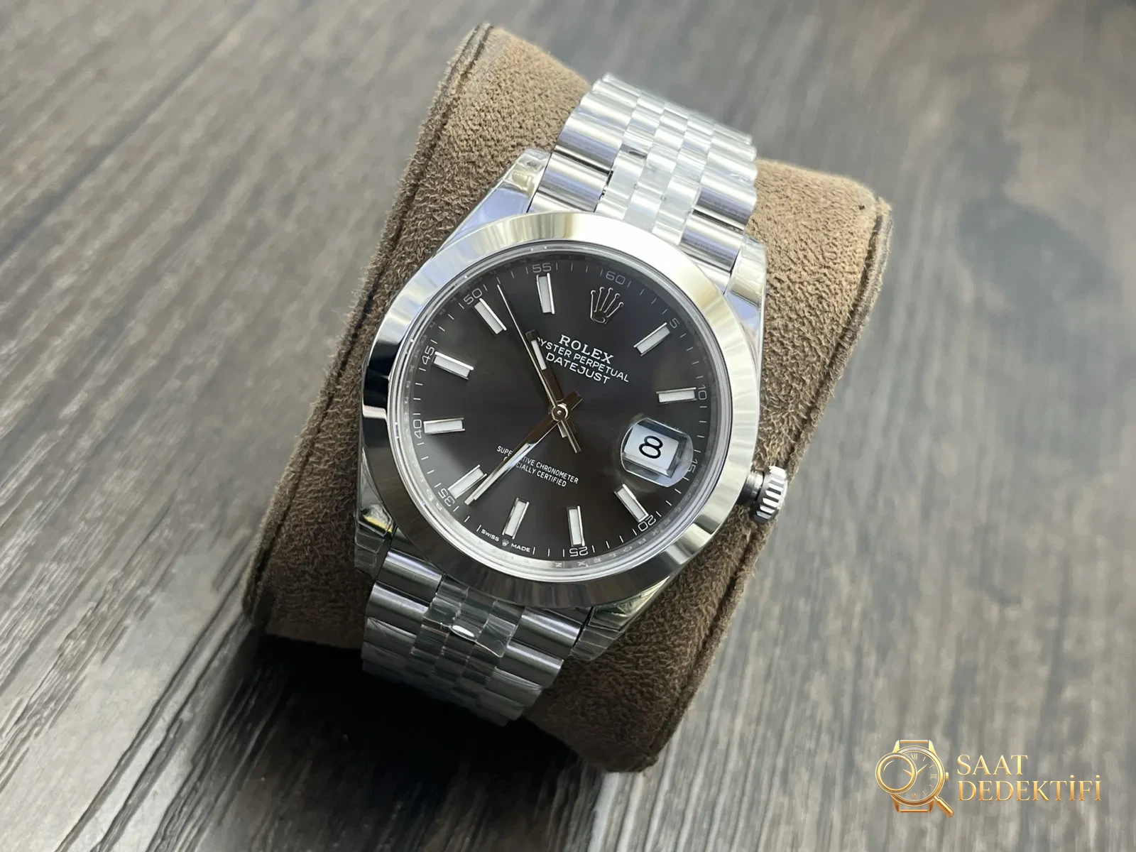 Rolex Datejust VS Factory İncelemesi - Ön Görünüm ve Kasa Tasarımı