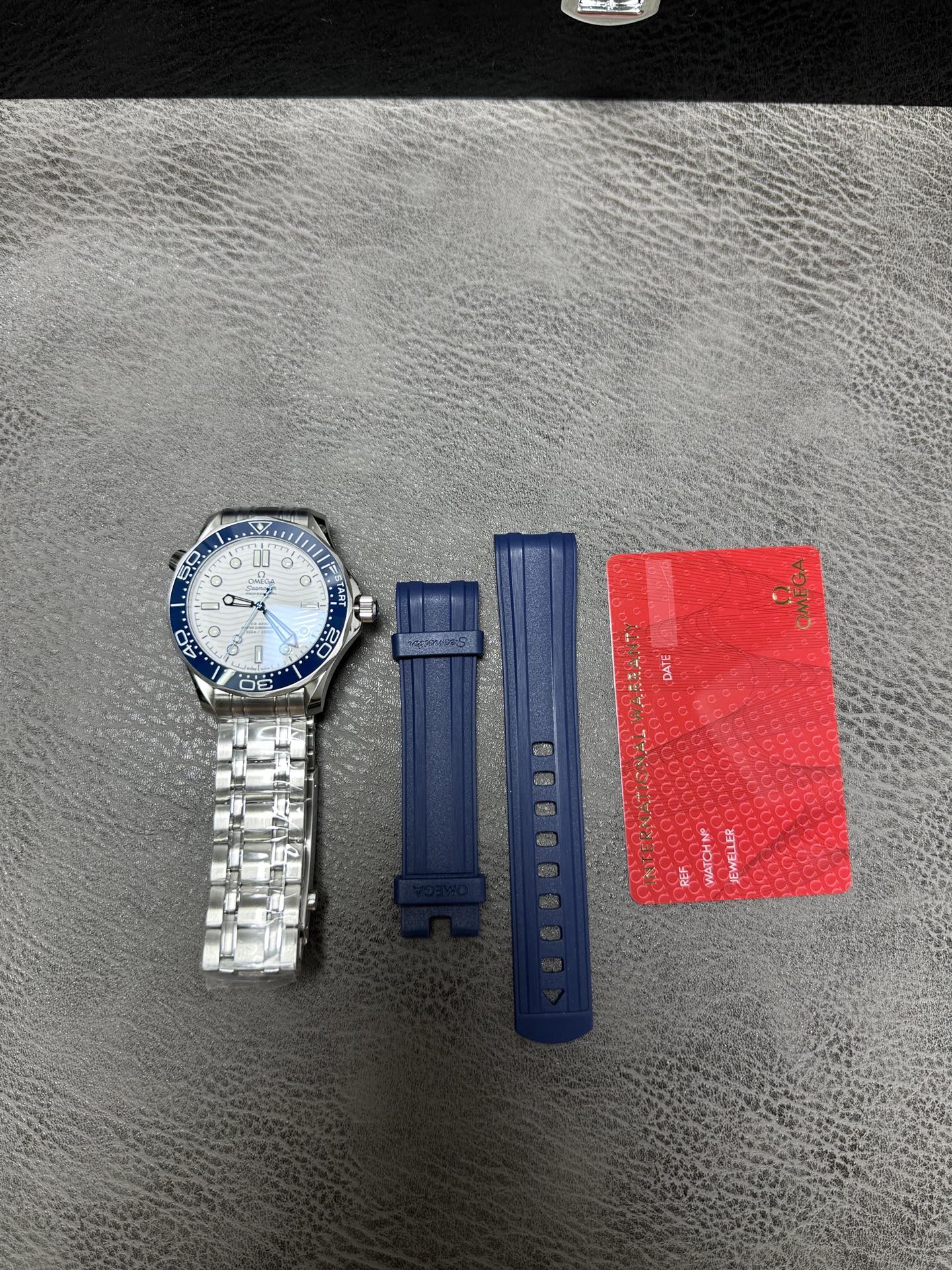 VS Factory 2025 özenle hazırlanmış eser: Omega Seamaster "Commander" limited edition; orijinalinden 1:1 kalıp alınarak üretilen replika, Seamaster 300M serisinin zirve eseri olarak sunuluyor! — 1. fotoğraf
