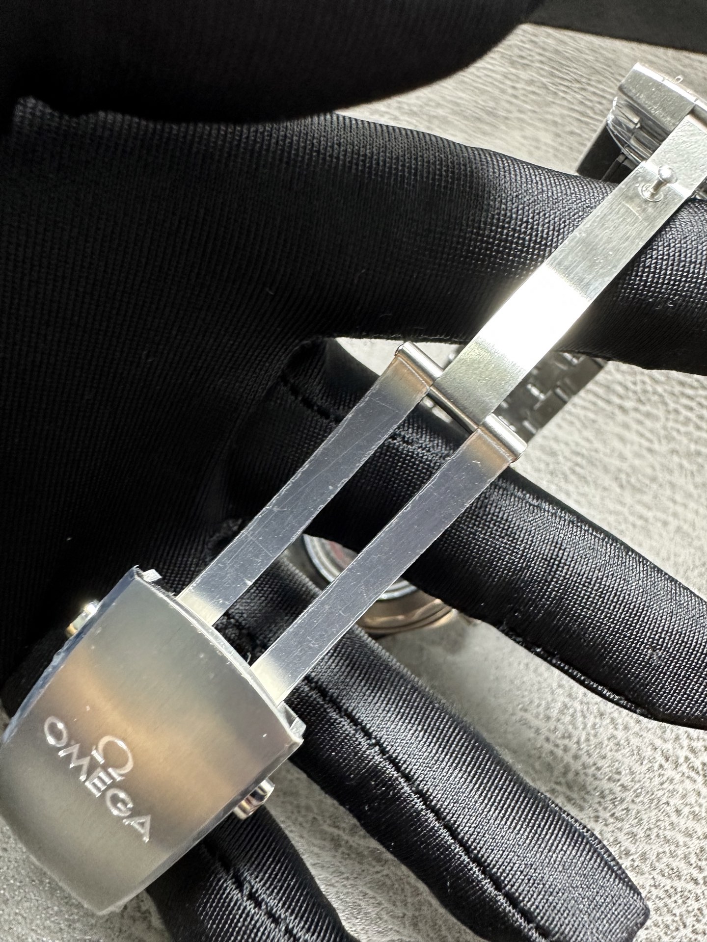 VS Factory 2025 özenle hazırlanmış eser: Omega Seamaster "Commander" limited edition; orijinalinden 1:1 kalıp alınarak üretilen replika, Seamaster 300M serisinin zirve eseri olarak sunuluyor! — 12. fotoğraf