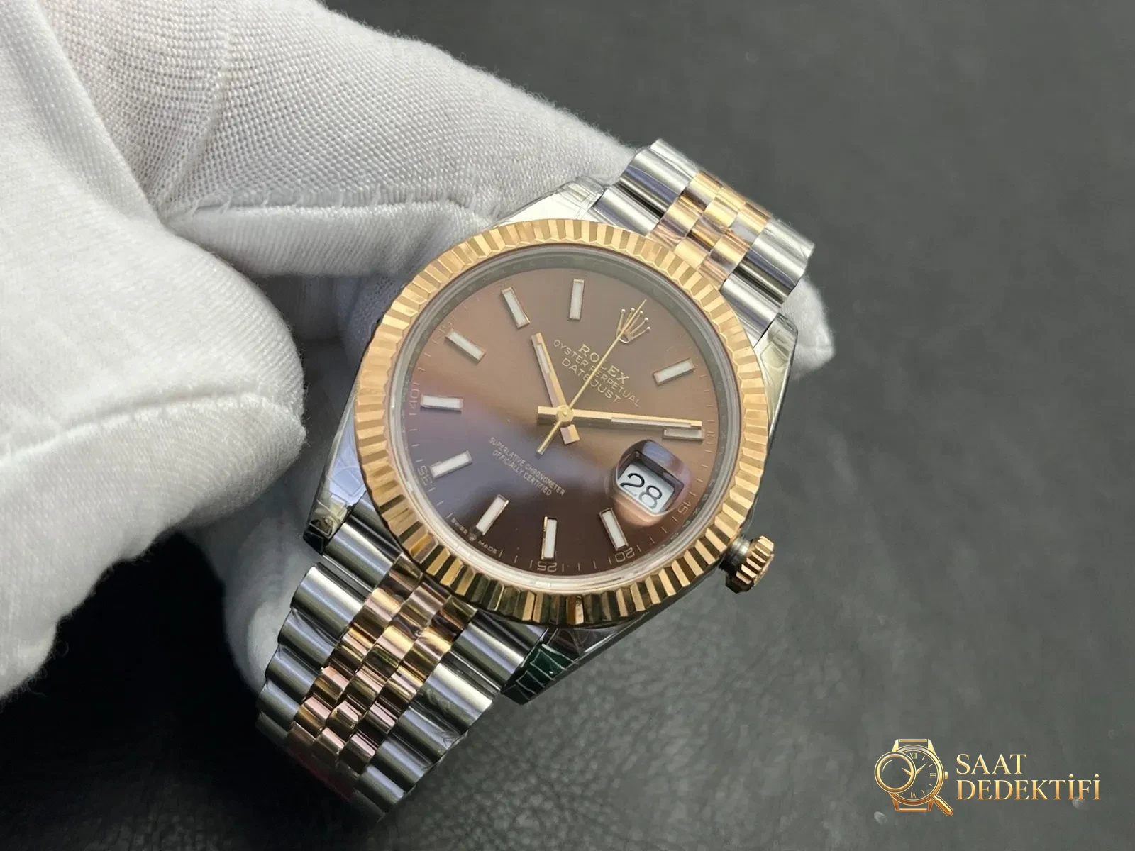 VS Factory 2025 mit meisterhafter Handwerkskunst: Replika-Uhr der Rolex Datejust 41 MM-Serie auf professionellem Niveau – allgemeiner Blickwinkel und ästhetische Haltung