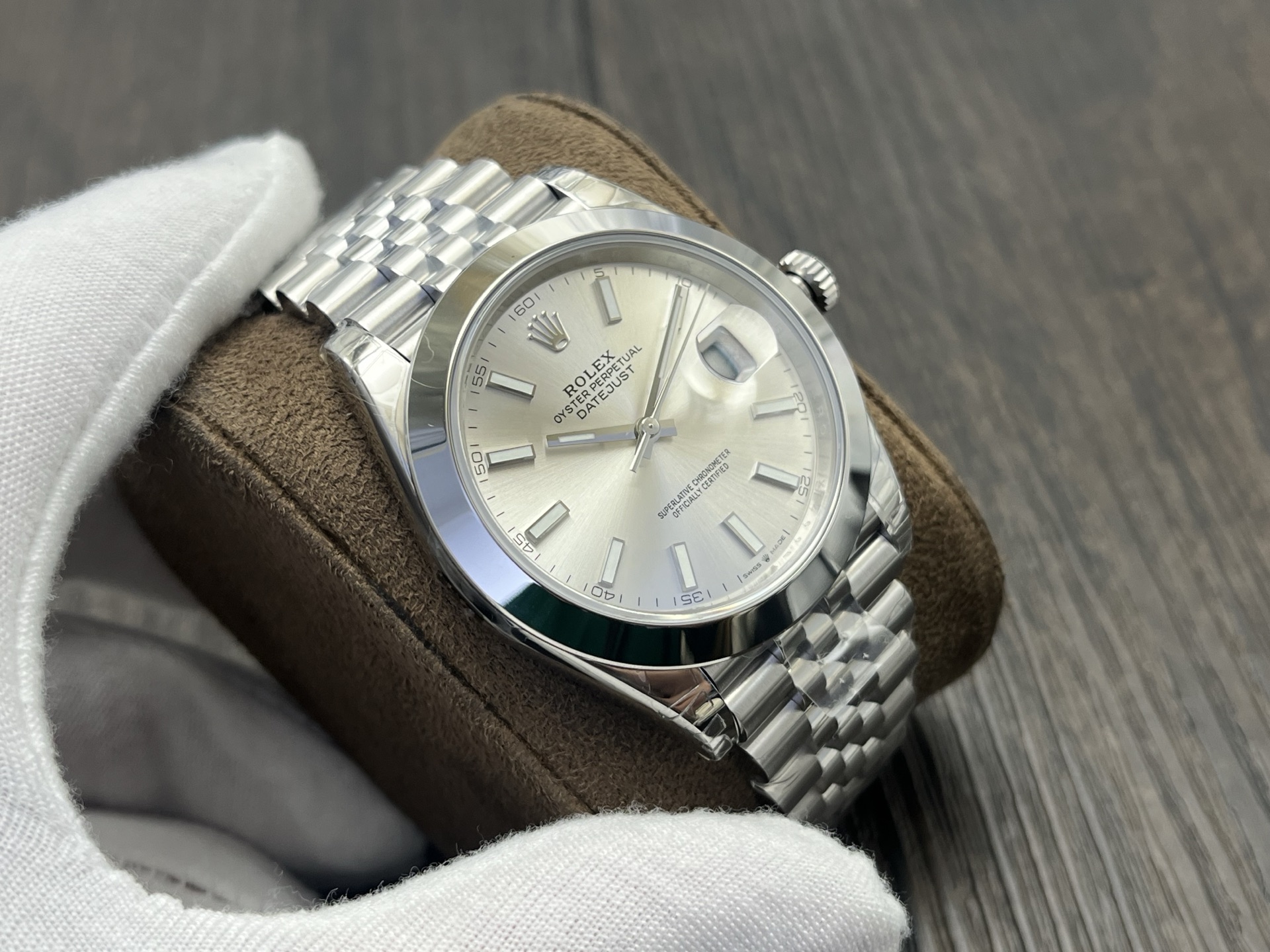 VS Factory 2025'in özenle önerdiği profesyonel saat: VS'nin titizlikle geliştirdiği, piyasadaki en üst versiyon Rolex Datejust 41 MM serisi! Klasiğe saygı duruşu, üstün kaliteli bir eser! — 2. fotoğraf