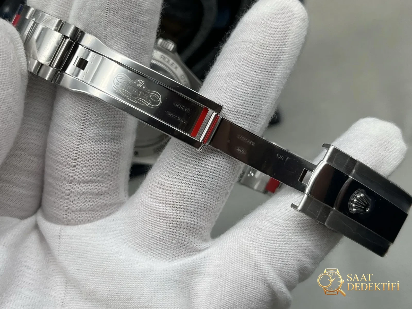 VS Factory 2025'in zirve modeli: Rolex Milgauss 116400 şimşek saniye ibresiyle geliyor - görsel 7