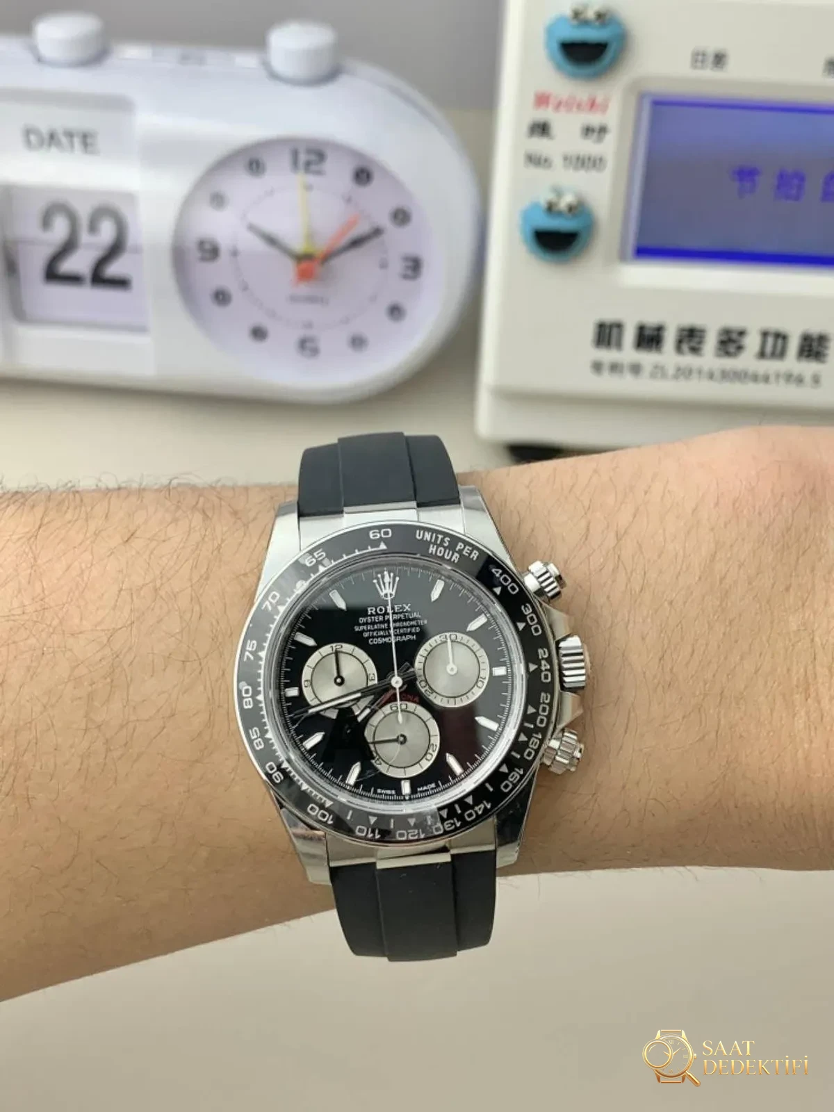 VS Factory Ağır Sıklet Daytona - Fosfor ve Super-LumiNova Gece Görünümü