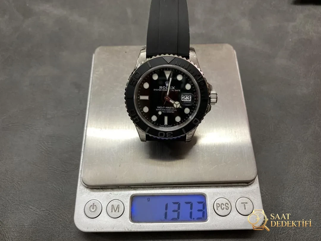 VS Factory ağırlık dengeli platin Yacht-Master nasıl? Ağırlığı ne kadar? - Fosfor ve Super-LumiNova Gece Görünümü