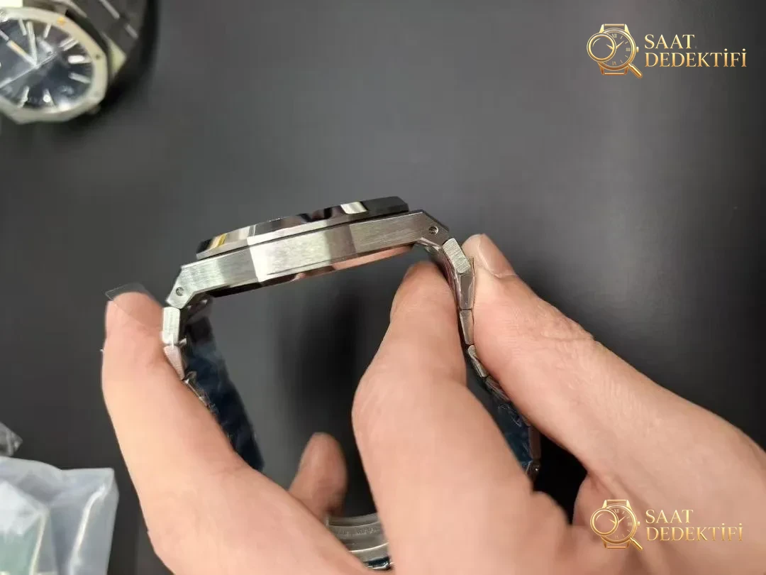 VS Factory AP 15510 - Bilekte Duruş ve Kasa Orantısı
