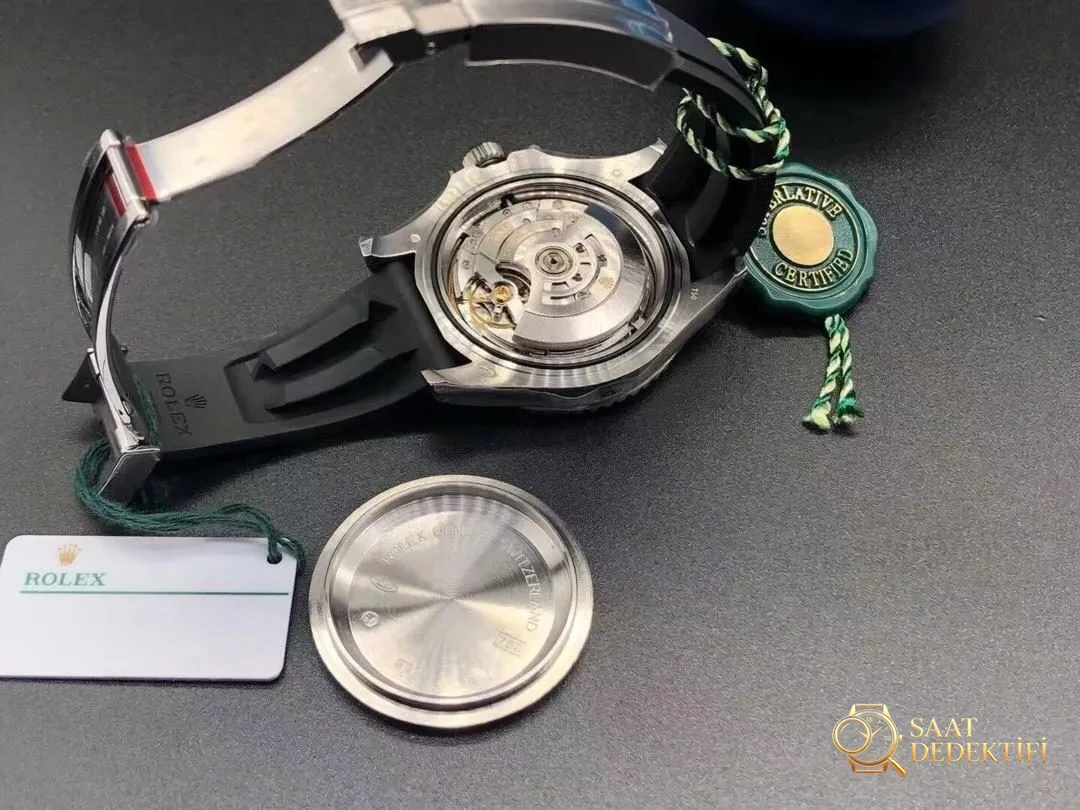 VS Factory Beyaz Altın Yacht-Master 42 mm Replika 3235 Mekanizma İşçilik İncelemesi - Fosfor ve Super-LumiNova Gece Görünümü