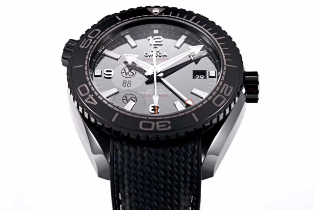 Kauçuk Kayışlı Replika Omega Planet Ocean GMT