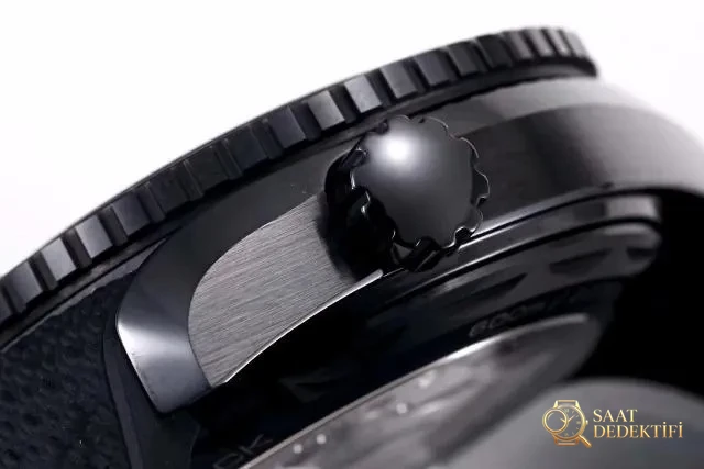 Replika Omega Deep Black Helyum Valfi