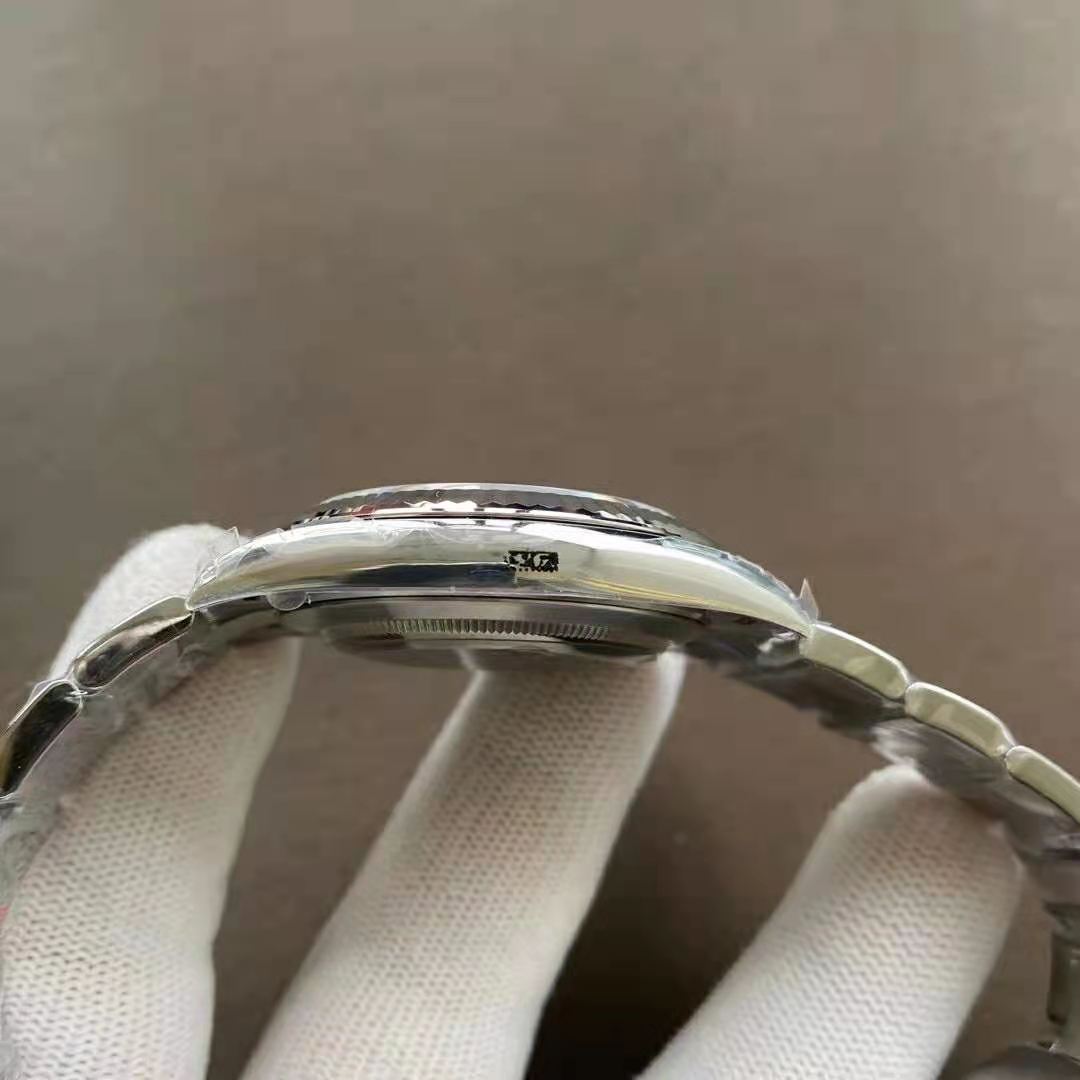 VS Factory Datejust II Koleksiyonu — 24. fotoğraf