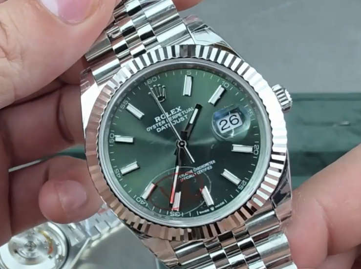 VS Datejust II Yeşil V2 - Bezel