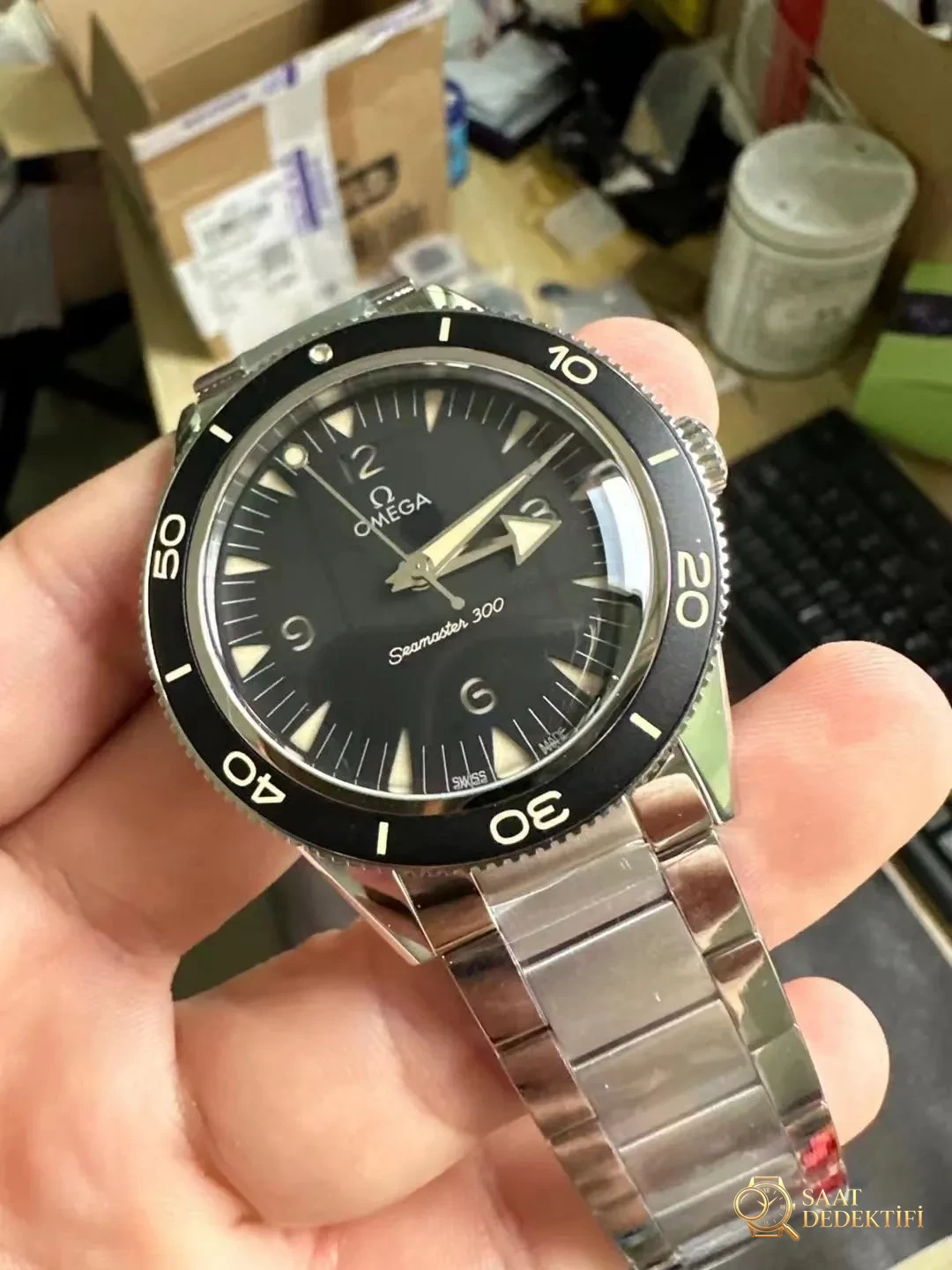 Replika Omega Seamaster 300 Siyah Kadran