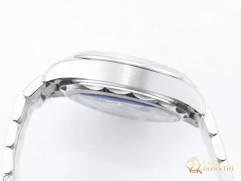 VS Factory Omega 150M World Time Koyu Mavi Replika Saat - VS Saat - Makro Kadran ve İndeks İşçiliği