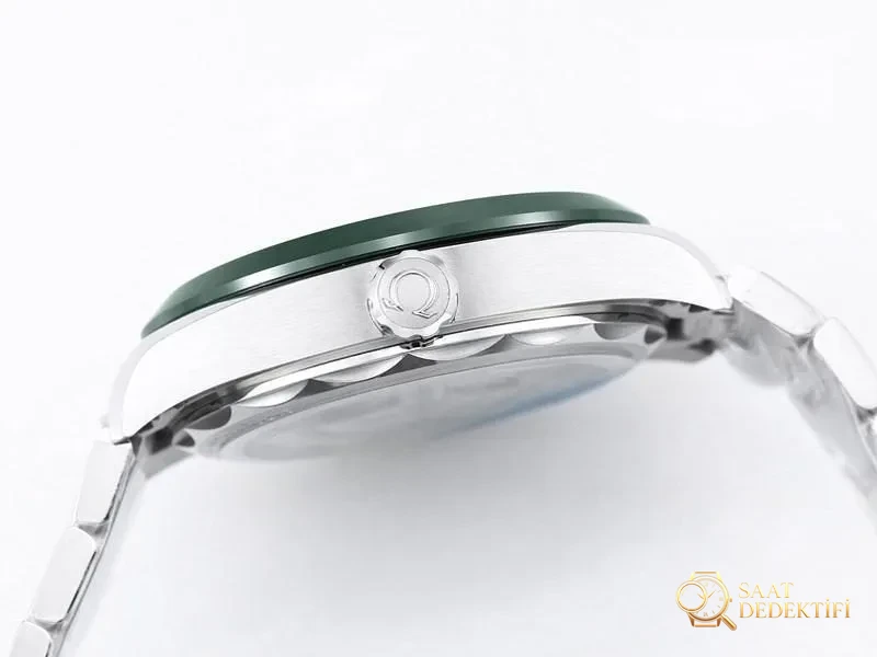 VS Factory Omega 150M World Time yeşil bezel yeşil kadran altın akrep-yelkovan replika saat - VS saat - Bilezik, Toka ve Klips Mekanizması