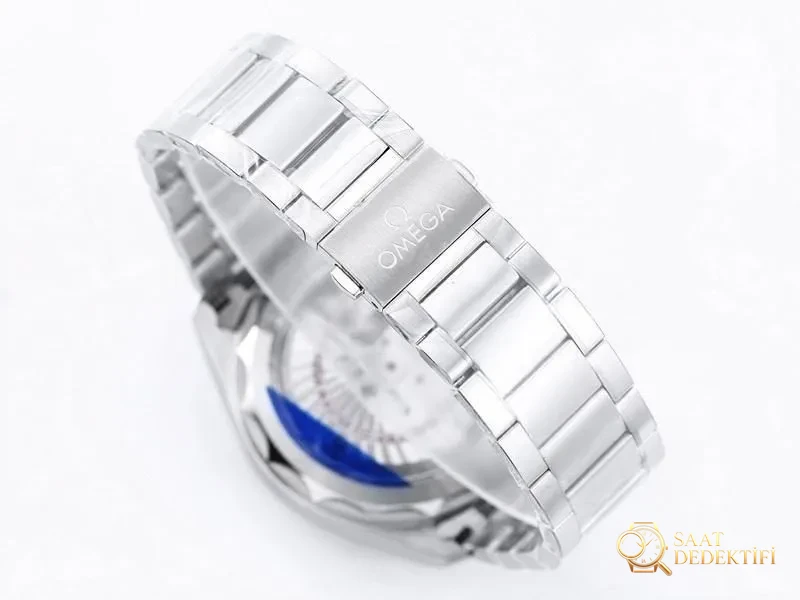 VS Factory Omega 150M World Time yeşil bezel yeşil kadran altın akrep-yelkovan replika saat - VS saat - Klips Kilidi ve Lazer Damgalar
