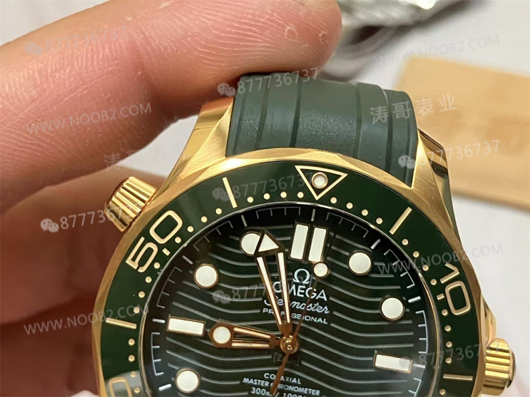 VS Factory Omega 2025 yeni Seamaster 300m altın yeşil kadran işçiliği nasıl? — 6. fotoğraf