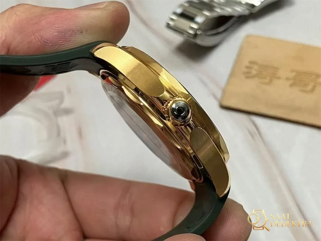 VS Factory Omega 2025 yeni Seamaster 300m altın yeşil kadran işçiliği nasıl? - Bilekte Duruş ve Kasa Orantısı