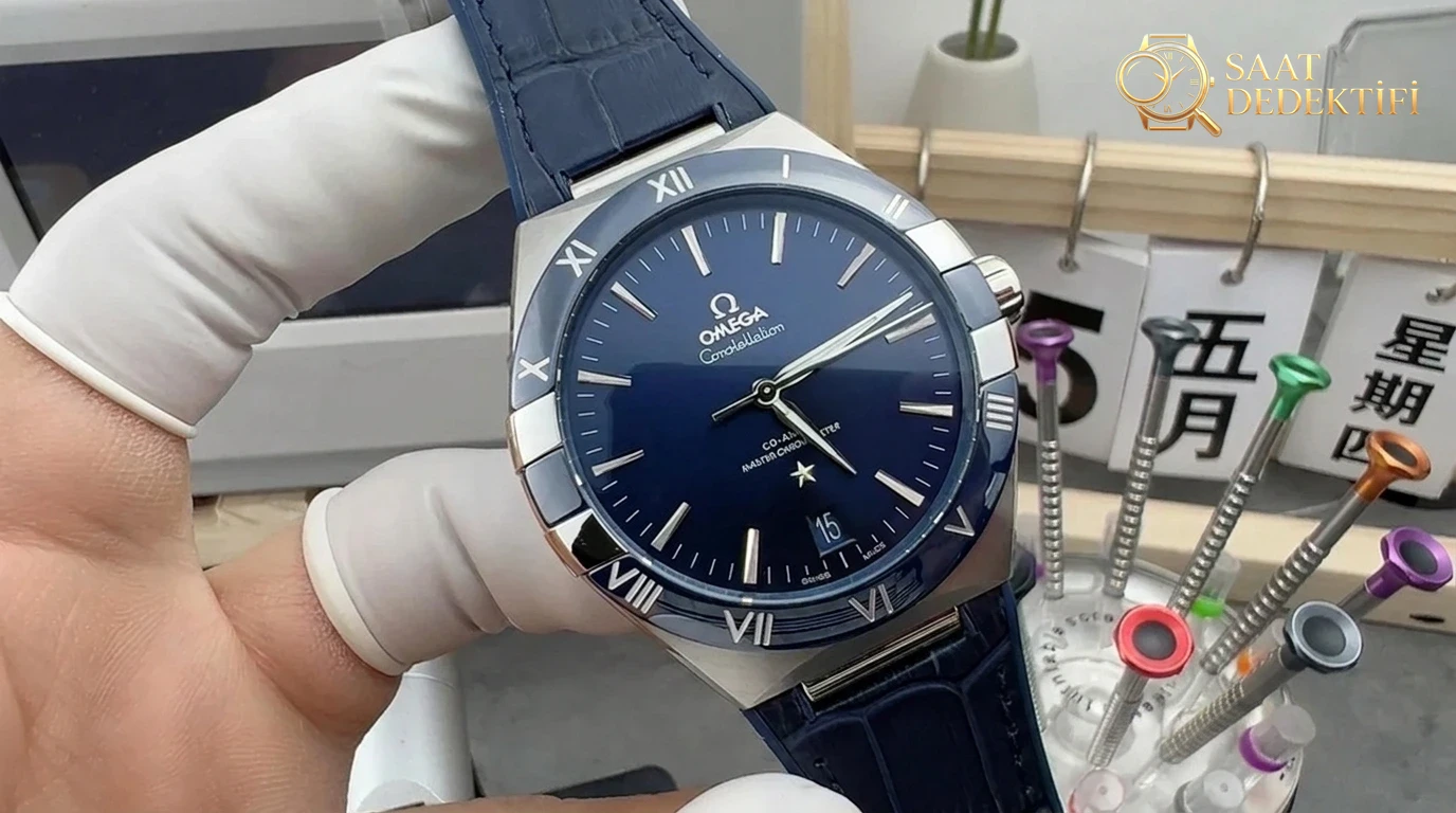 VS Factory Omega beşinci nesil Constellation, 8900 entegre mekanizmayla ilk bakışta replika belli eder mi? - Kadran Detayı ve Bezel İşçiliği